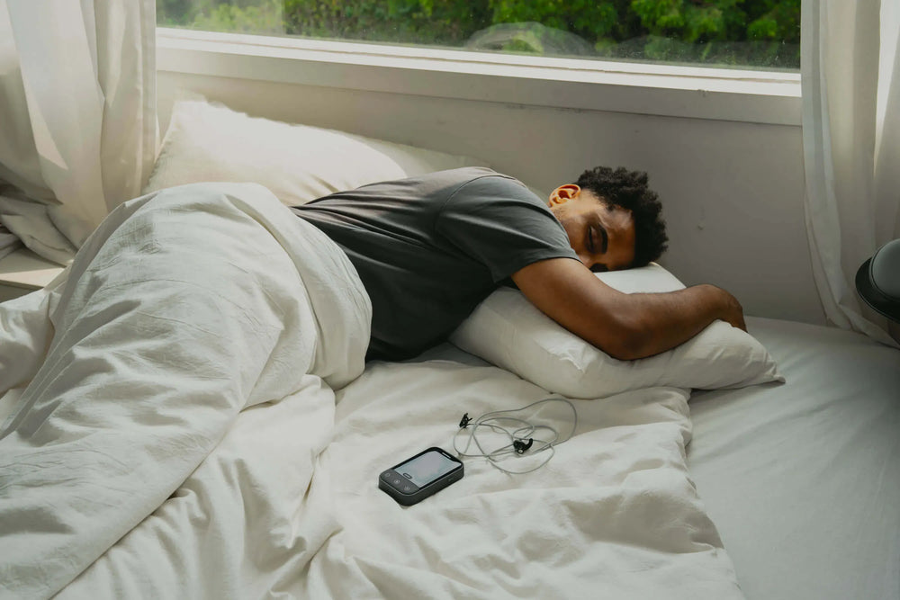Person using ZenoWell Vita for sleep